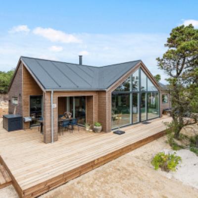 Charmantes Ferienhaus mit Außendusche und Panoramablick, Dänemark